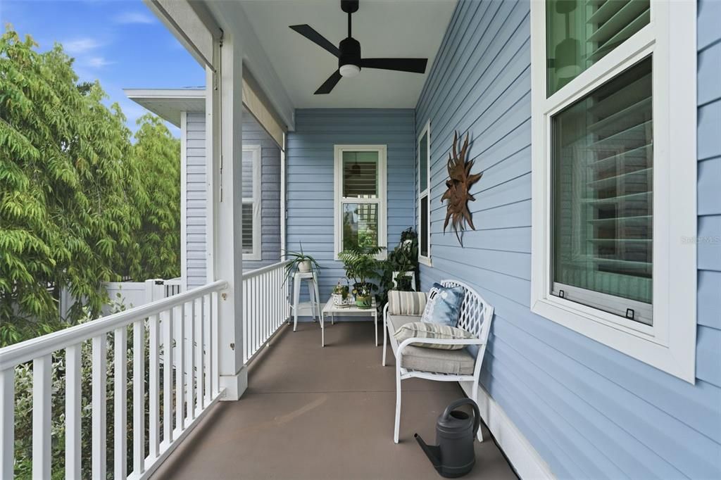 For Sale: $425,000 (2 beds, 2 baths, 1270 Square Feet)