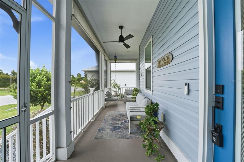 For Sale: $425,000 (2 beds, 2 baths, 1270 Square Feet)