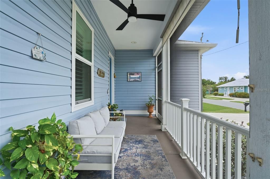 For Sale: $425,000 (2 beds, 2 baths, 1270 Square Feet)