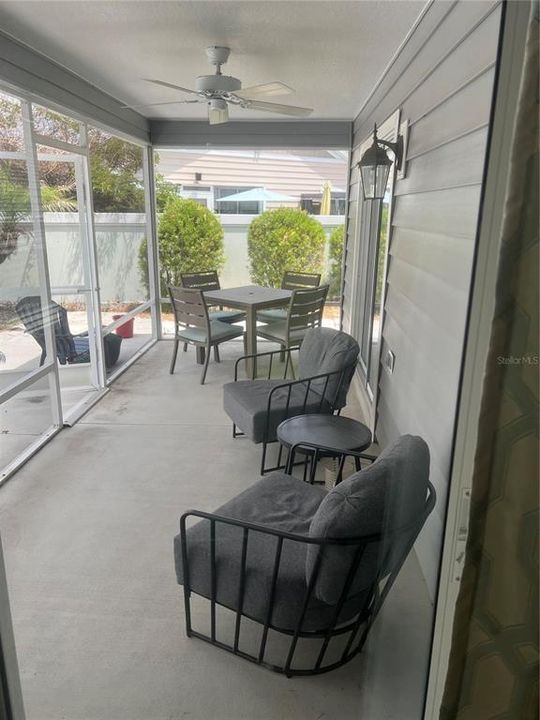 Active With Contract: $525,000 (3 beds, 2 baths, 1685 Square Feet)