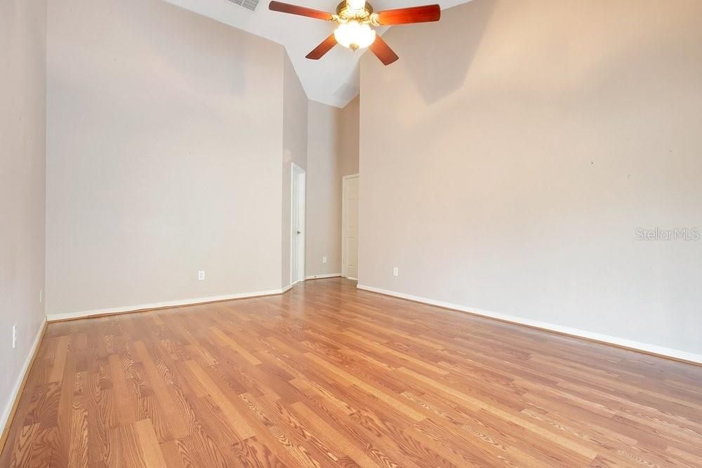 For Sale: $625,000 (4 beds, 3 baths, 2333 Square Feet)