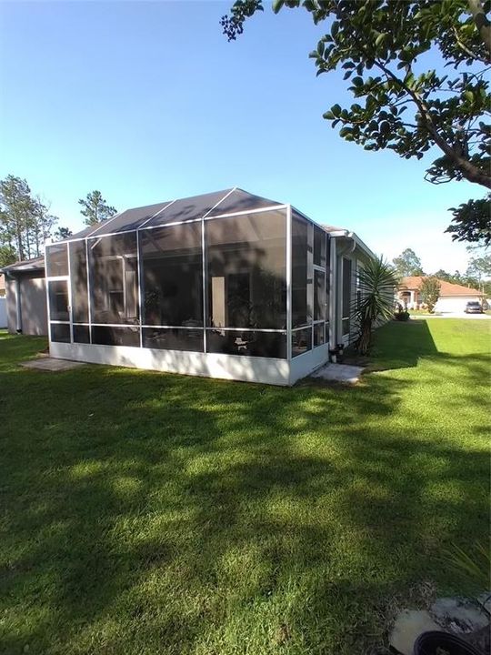 For Sale: $449,900 (4 beds, 3 baths, 2381 Square Feet)