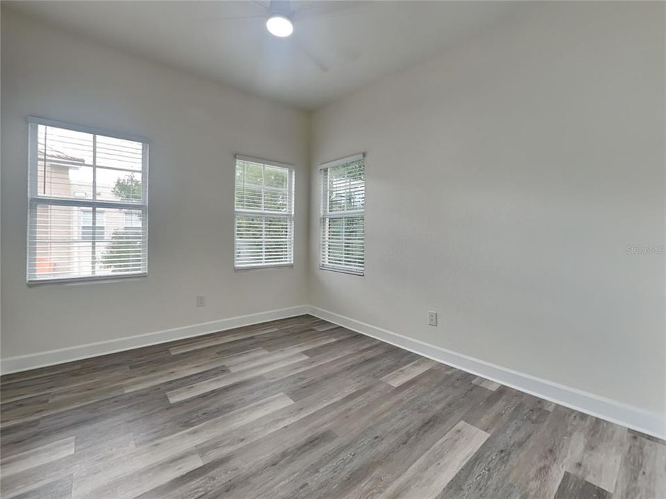 En Venta: $349,000 (3 camas, 2 baños, 1445 Pies cuadrados)