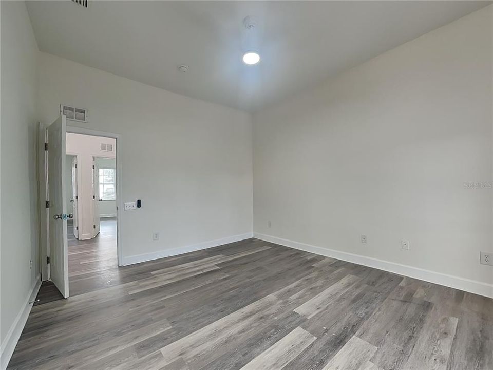 En Venta: $349,000 (3 camas, 2 baños, 1445 Pies cuadrados)