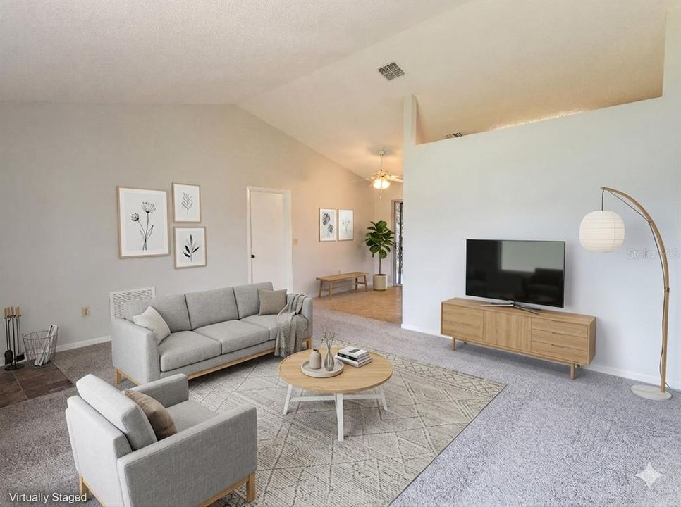 For Sale: $213,000 (2 beds, 1 baths, 900 Square Feet)
