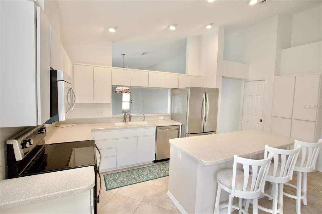 En Venta: $422,000 (3 camas, 2 baños, 1558 Pies cuadrados)