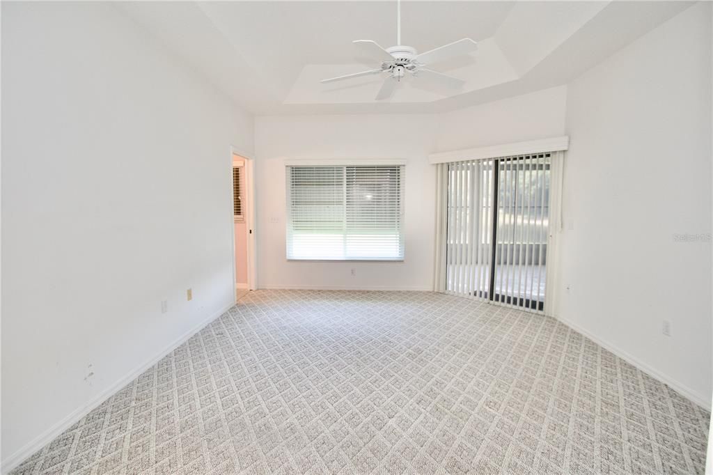 En Venta: $422,000 (3 camas, 2 baños, 1558 Pies cuadrados)