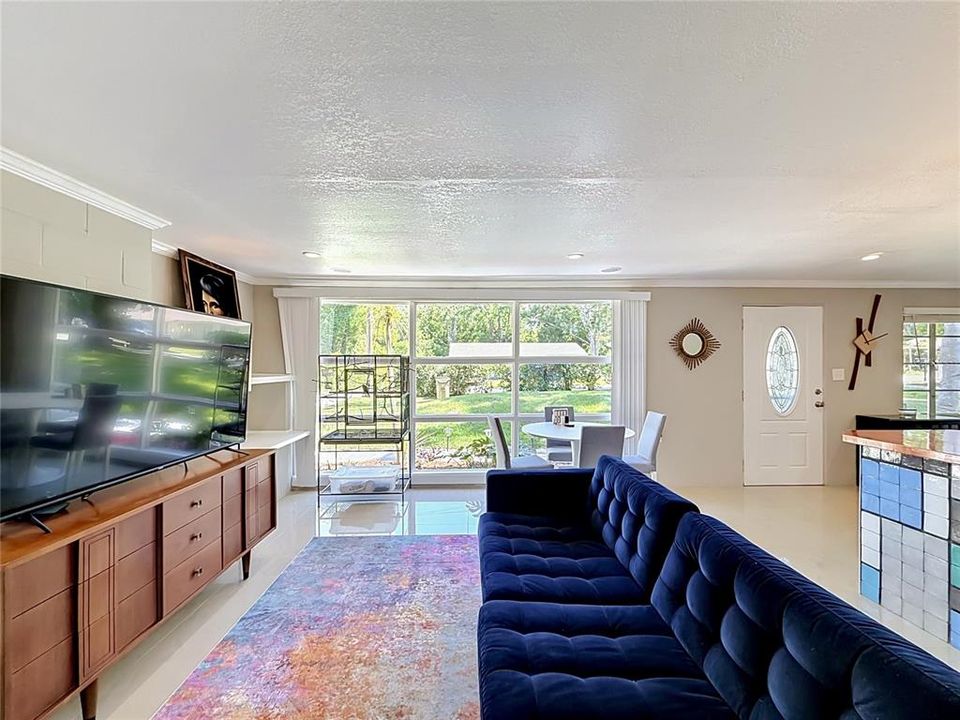 En Venta: $225,000 (2 camas, 1 baños, 830 Pies cuadrados)