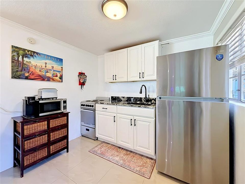 En Venta: $225,000 (2 camas, 1 baños, 830 Pies cuadrados)