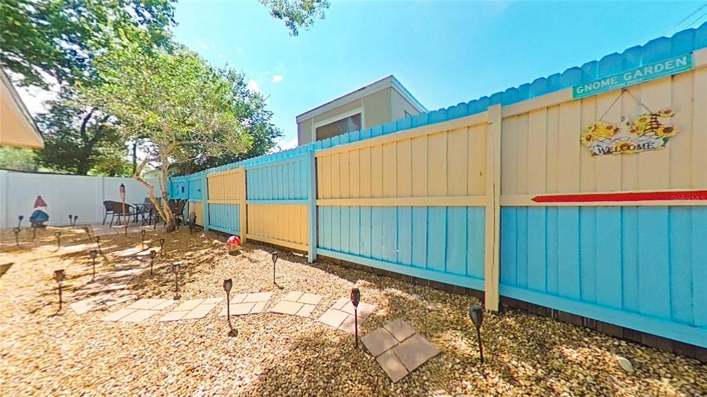En Venta: $225,000 (2 camas, 1 baños, 830 Pies cuadrados)