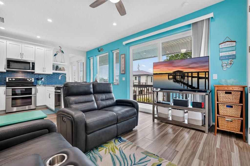 For Sale: $1,599,000 (5 beds, 6 baths, 3080 Square Feet)