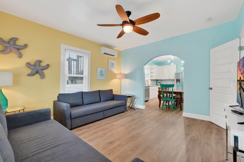 For Sale: $1,599,000 (5 beds, 6 baths, 3080 Square Feet)