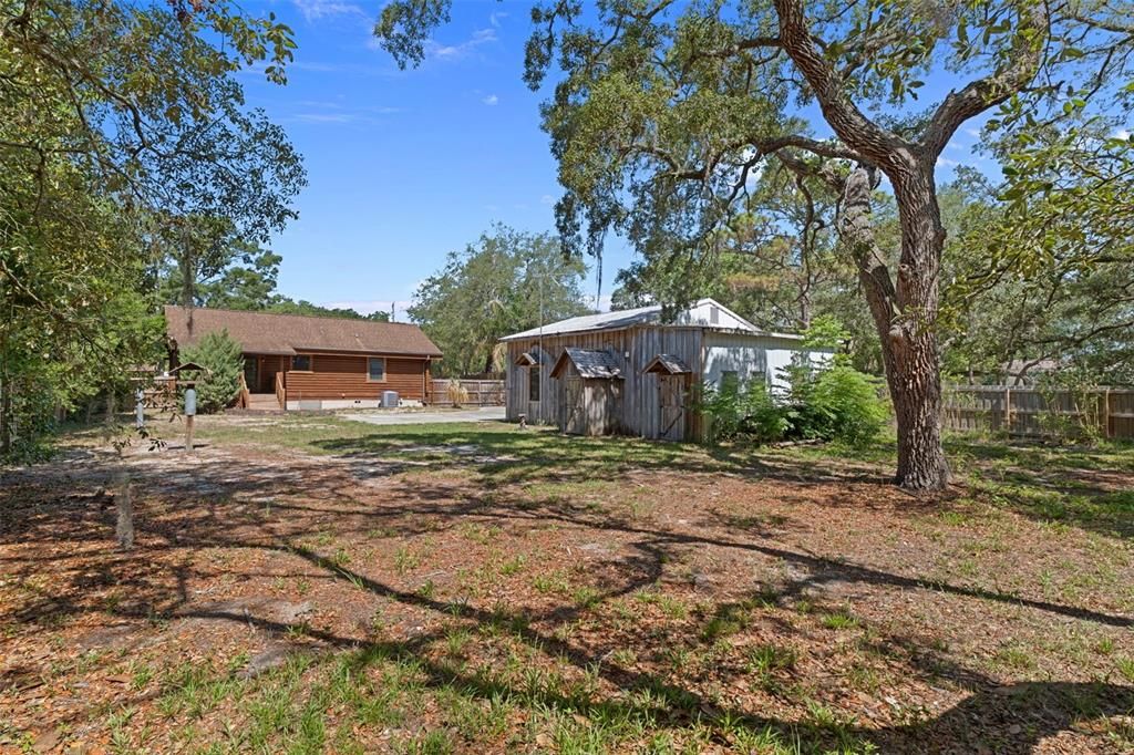Active With Contract: $230,800 (2 beds, 2 baths, 1215 Square Feet)