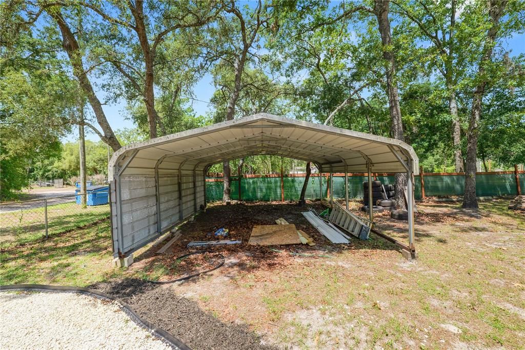 Activo con contrato: $299,000 (3 camas, 2 baños, 1860 Pies cuadrados)