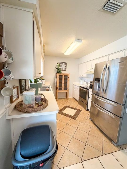 En Venta: $219,900 (2 camas, 2 baños, 987 Pies cuadrados)