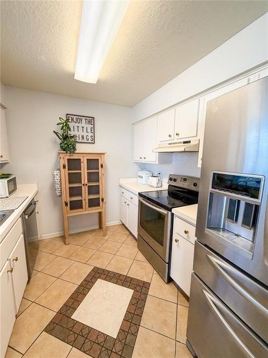 En Venta: $219,900 (2 camas, 2 baños, 987 Pies cuadrados)