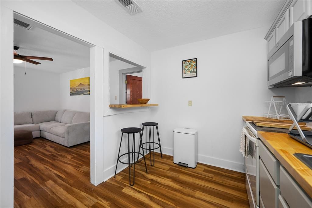 For Sale: $570,000 (4 beds, 0 baths, 1280 Square Feet)