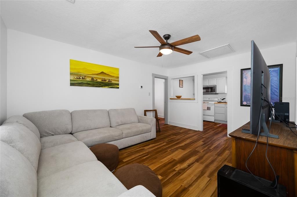 For Sale: $570,000 (4 beds, 0 baths, 1280 Square Feet)