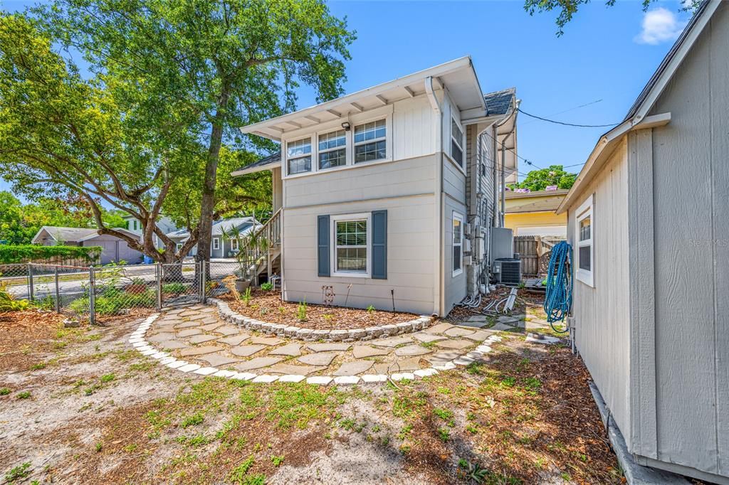 For Sale: $570,000 (4 beds, 0 baths, 1280 Square Feet)