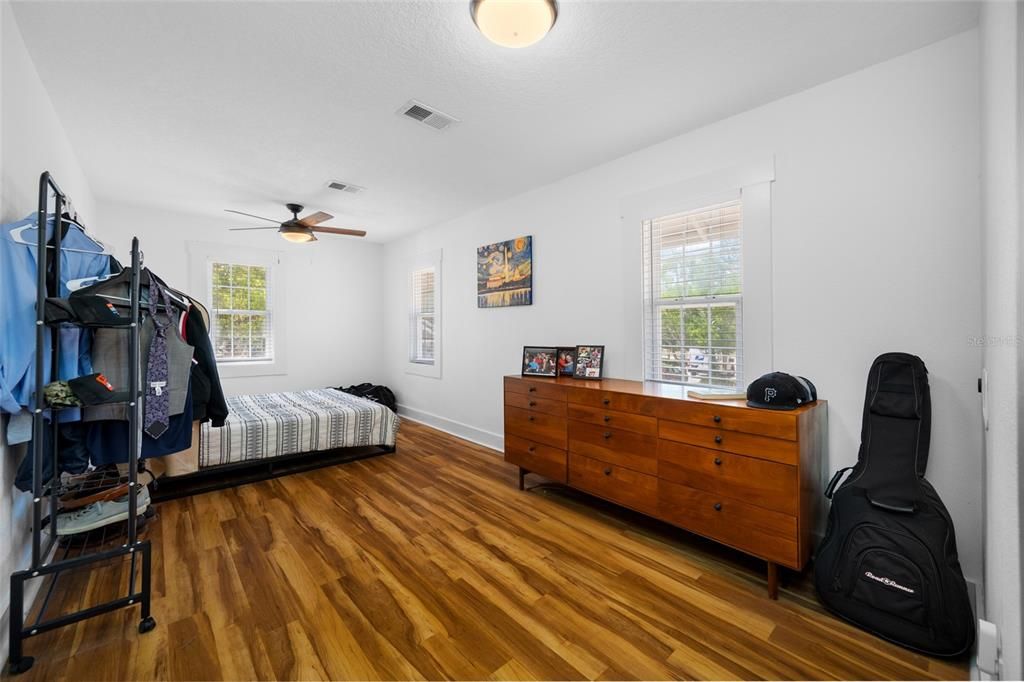 For Sale: $570,000 (4 beds, 0 baths, 1280 Square Feet)