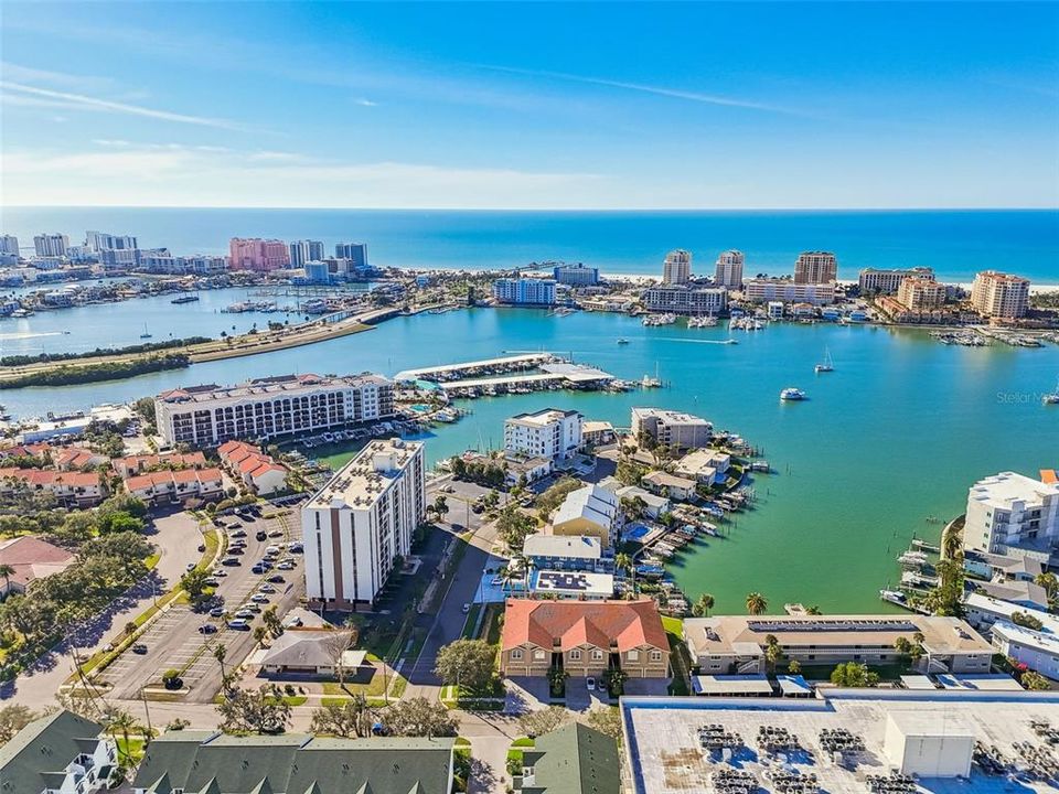 En Venta: $259,900 (2 camas, 2 baños, 1240 Pies cuadrados)