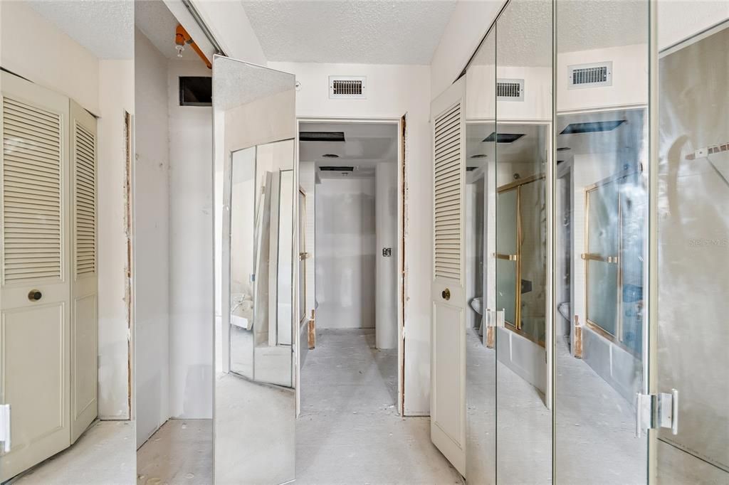 En Venta: $259,900 (2 camas, 2 baños, 1240 Pies cuadrados)