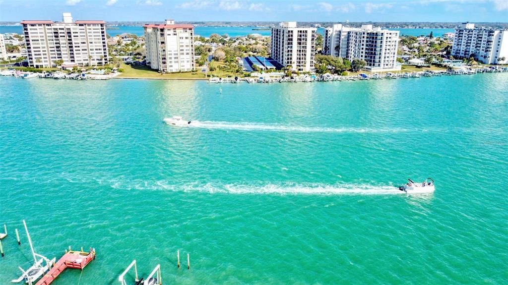 En Venta: $259,900 (2 camas, 2 baños, 1240 Pies cuadrados)