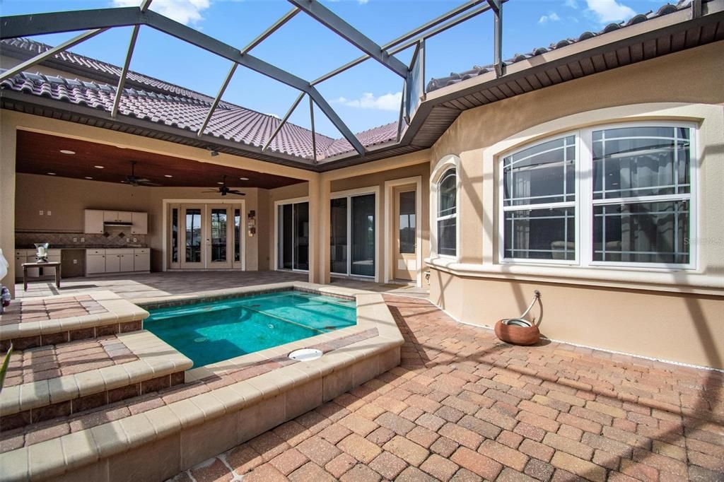 For Sale: $1,587,000 (5 beds, 4 baths, 4612 Square Feet)