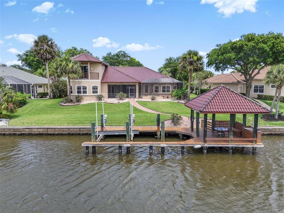For Sale: $1,587,000 (5 beds, 4 baths, 4612 Square Feet)