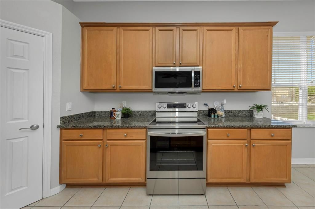 En Venta: $425,000 (3 camas, 3 baños, 2929 Pies cuadrados)