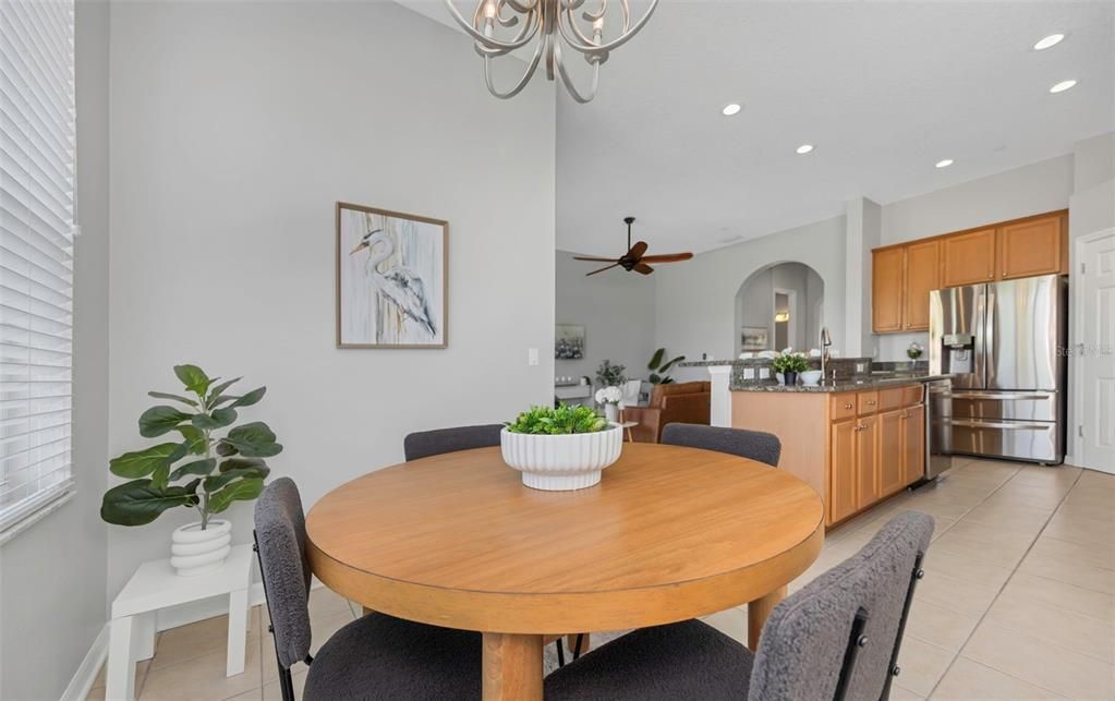 En Venta: $425,000 (3 camas, 3 baños, 2929 Pies cuadrados)