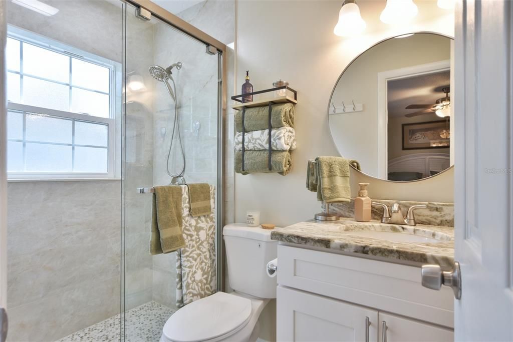 For Sale: $214,900 (2 beds, 2 baths, 1259 Square Feet)