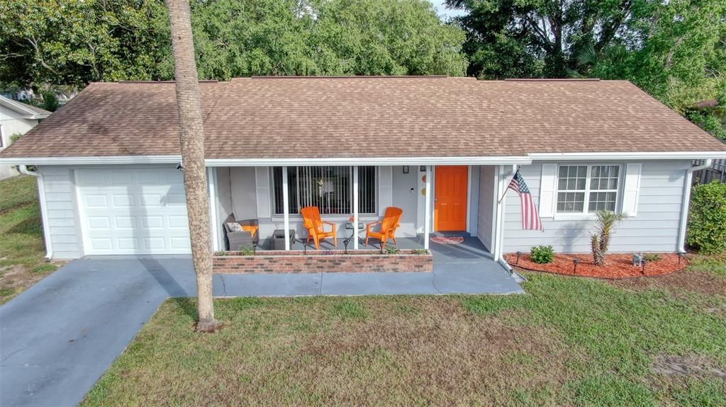 For Sale: $214,900 (2 beds, 2 baths, 1259 Square Feet)