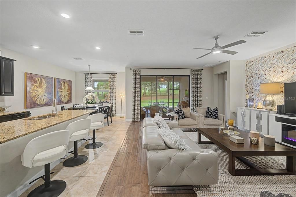 For Sale: $499,000 (2 beds, 2 baths, 1951 Square Feet)