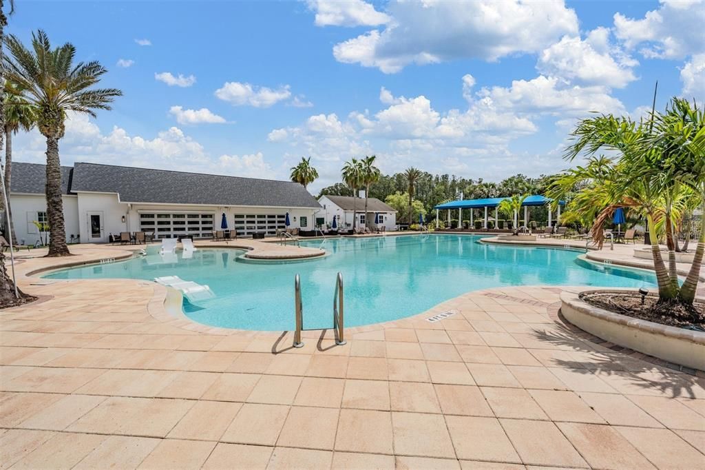For Sale: $499,000 (2 beds, 2 baths, 1951 Square Feet)