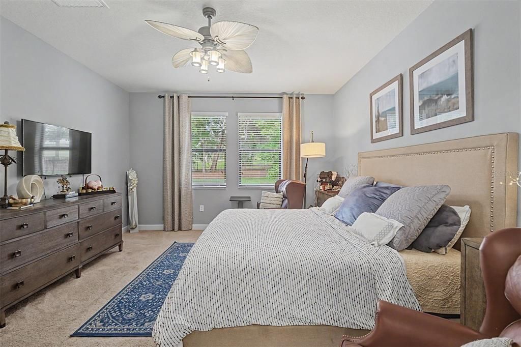 For Sale: $499,000 (2 beds, 2 baths, 1951 Square Feet)