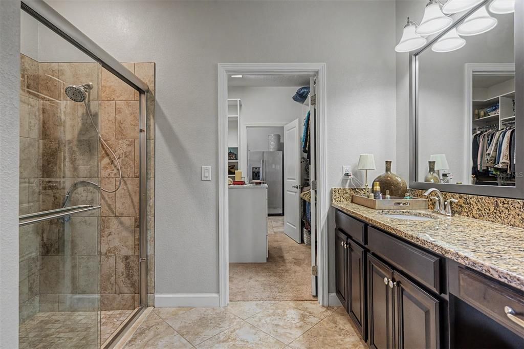 For Sale: $499,000 (2 beds, 2 baths, 1951 Square Feet)