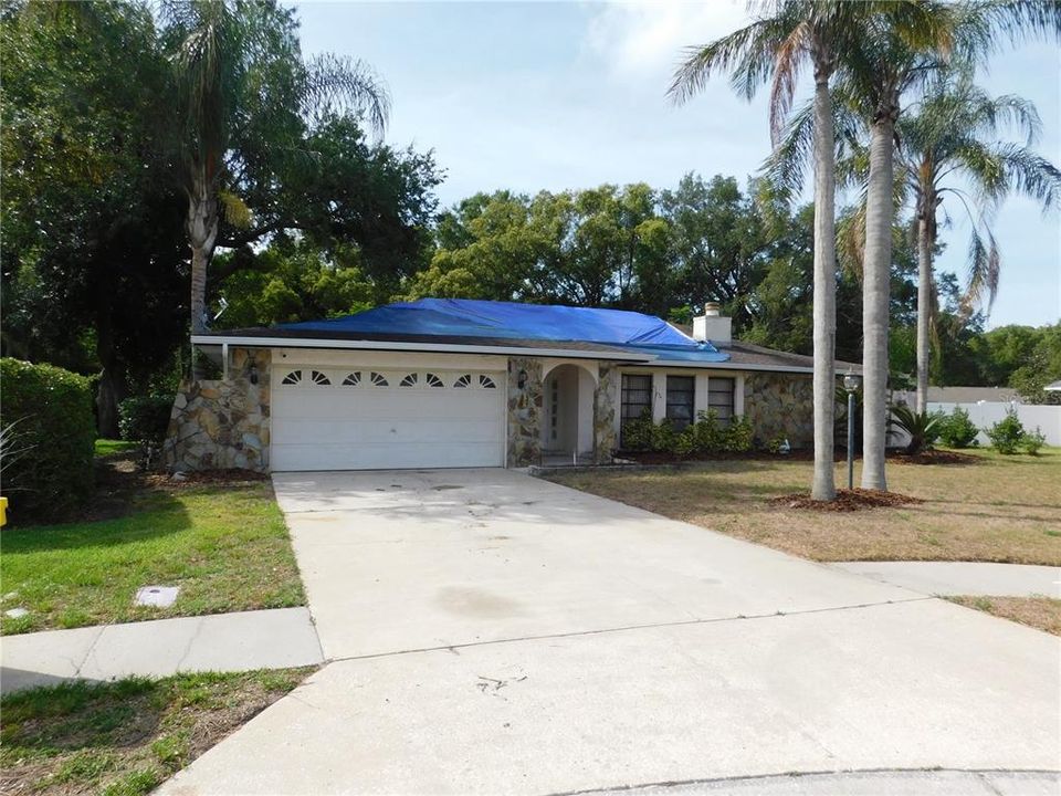 For Sale: $379,900 (4 beds, 2 baths, 2233 Square Feet)