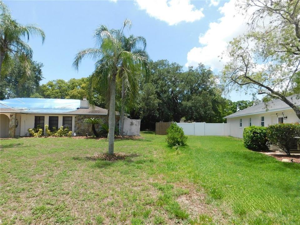 For Sale: $379,900 (4 beds, 2 baths, 2233 Square Feet)