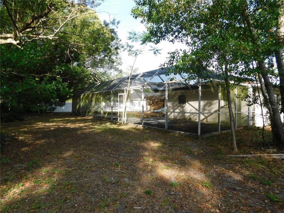 For Sale: $379,900 (4 beds, 2 baths, 2233 Square Feet)