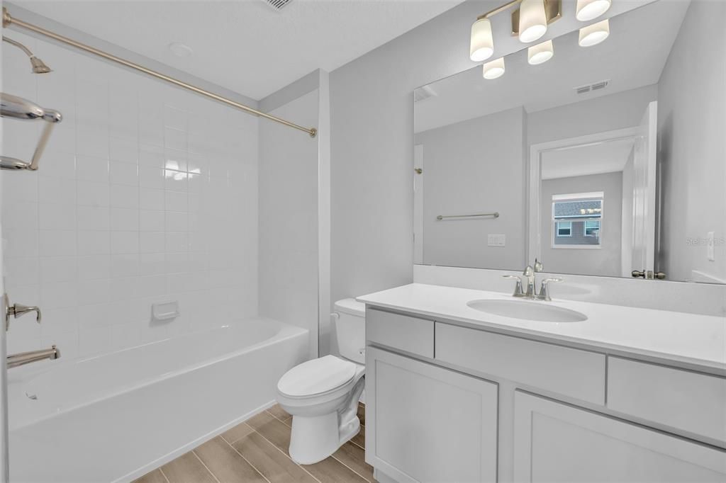 For Rent: $2,495 (4 beds, 3 baths, 1762 Square Feet)