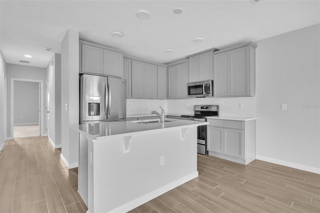 For Rent: $2,495 (4 beds, 3 baths, 1762 Square Feet)