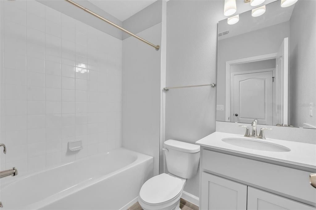 For Rent: $2,495 (4 beds, 3 baths, 1762 Square Feet)
