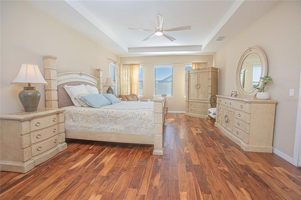 En Venta: $780,000 (6 camas, 4 baños, 4456 Pies cuadrados)