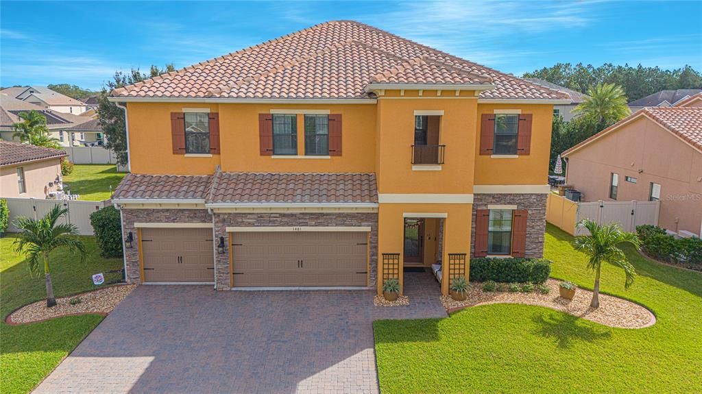 En Venta: $780,000 (6 camas, 4 baños, 4456 Pies cuadrados)