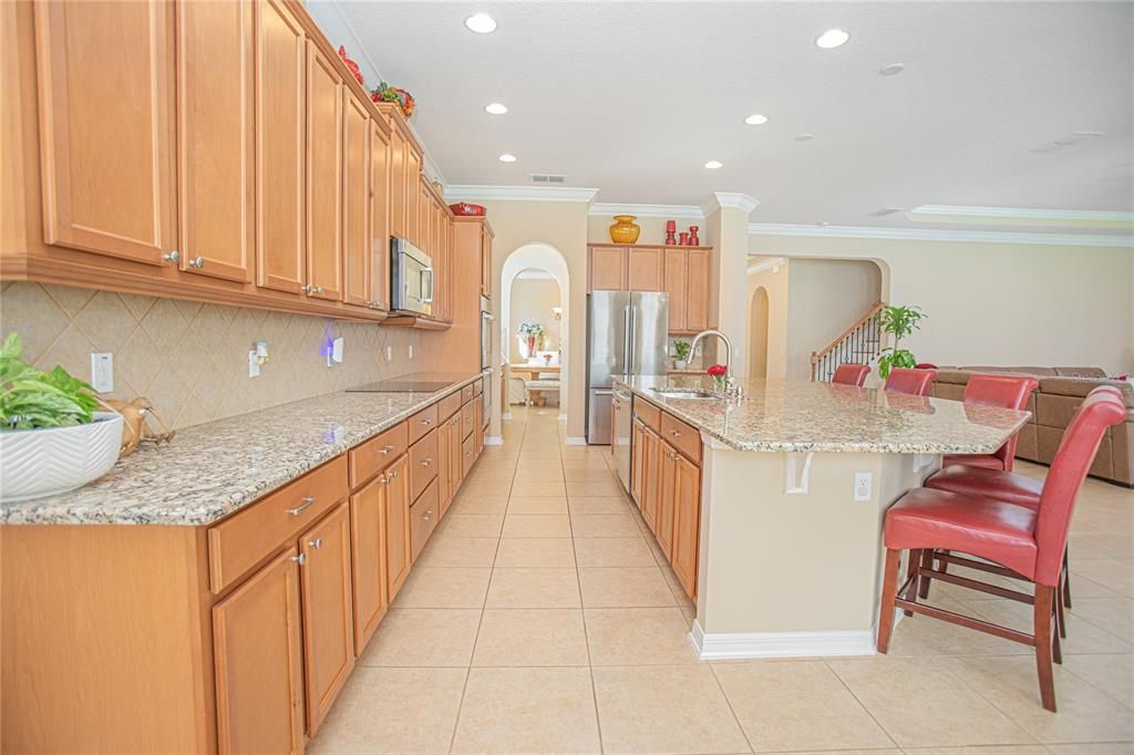 En Venta: $780,000 (6 camas, 4 baños, 4456 Pies cuadrados)