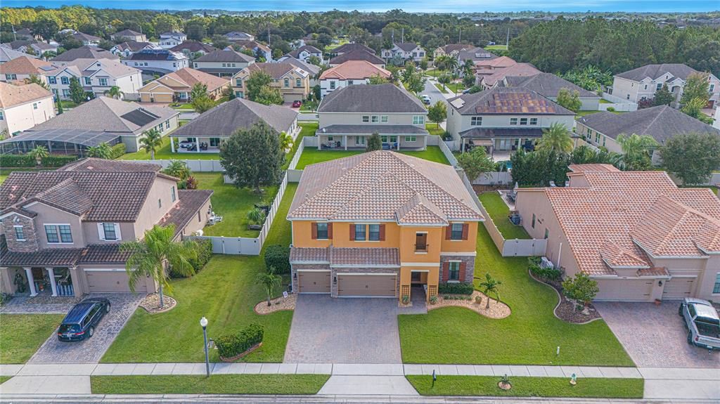 En Venta: $780,000 (6 camas, 4 baños, 4456 Pies cuadrados)