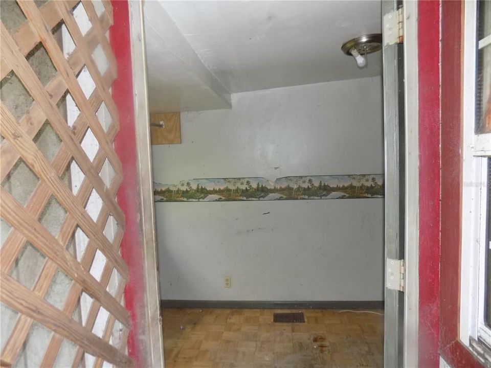 На продажу: $95,000 (3 спален, 2 ванн, 1580 Квадратных фут)