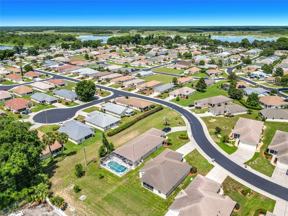 For Sale: $229,500 (2 beds, 2 baths, 1572 Square Feet)