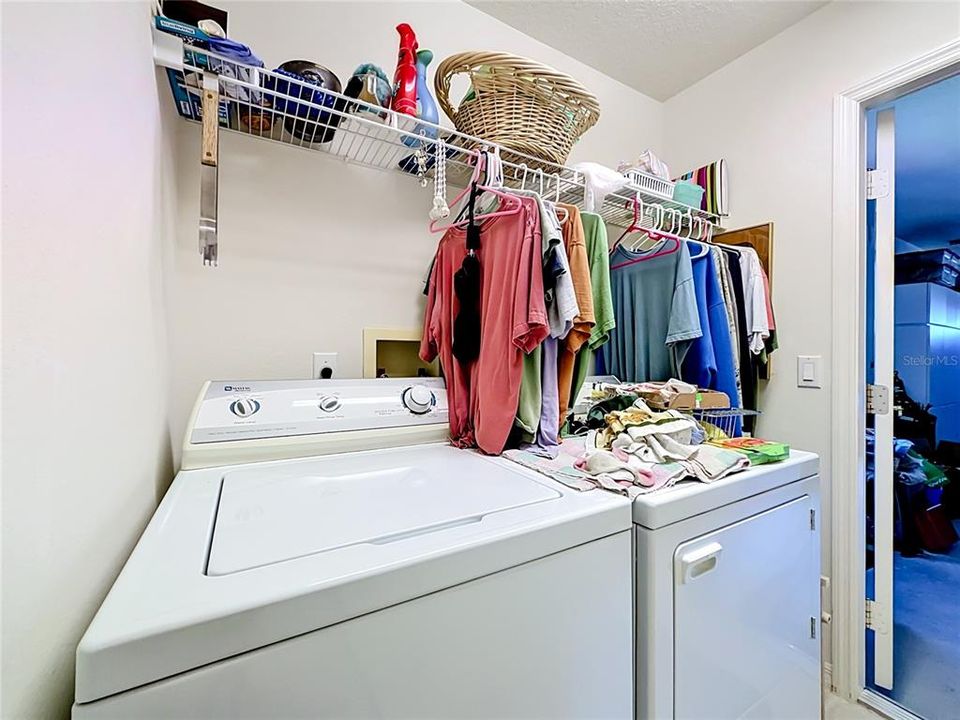 For Sale: $229,500 (2 beds, 2 baths, 1572 Square Feet)